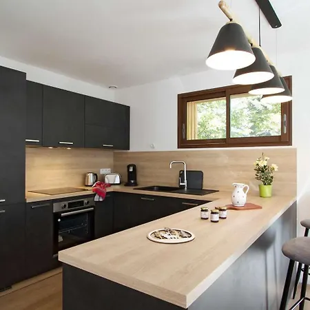 T3 8 Pers Terrasse Sud 30m Appartement *